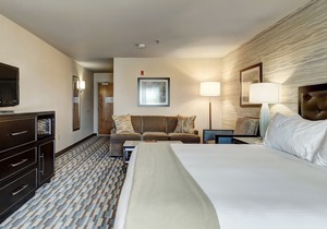 Holiday Inn Express Hotel & Suites Warwick-Providence Airport, an Ihg Hotel