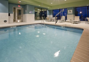 Holiday Inn Express Roseville-St. Paul, an IHG Hotel