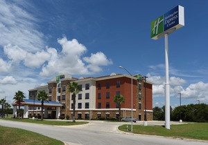 Holiday Inn Express Seguin, an IHG Hotel