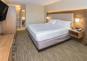 Holiday Inn Express Southington
