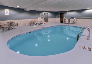 Holiday Inn Express & Suites Raleigh NE - Medical Ctr Area, an IHG Hotel