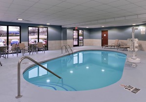 Holiday Inn Express & Suites Raleigh NE - Medical Ctr Area, an IHG Hotel