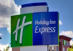 Holiday Inn Express & Suites Kelowna - East, an Ihg Hotel