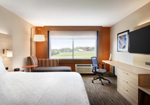Holiday Inn Express & Suites Columbus - Worthington