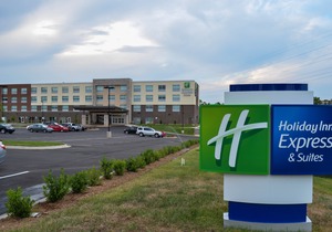 Holiday Inn Express & Suites Raleigh Airport - Brier Creek, an Ihg Hotel