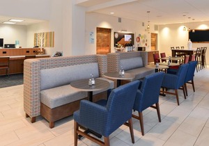 Holiday Inn Express & Suites Raleigh NE - Medical Ctr Area