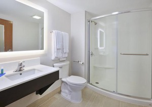 Holiday Inn Express Tiffin