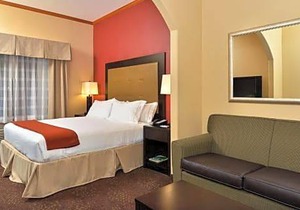 Holiday Inn Express Vancouver North, an IHG Hotel