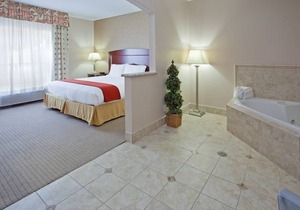 Holiday Inn Express Hotel & Suites College Station, an IHG Hotel