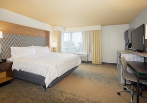 Holiday Inn Winchester Se-Historic Gateway, an IHG Hotel