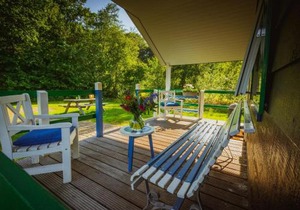 Holiday Lodge in Staphorst with Pool Access