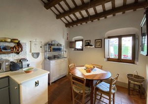 Holiday rental townhouse with swimming pool in Begur, Centre