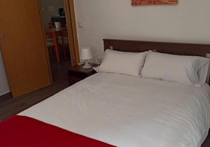 Holidays2Malaga Ayala 2 bedroom - Huelin Area & 450 mts from beach