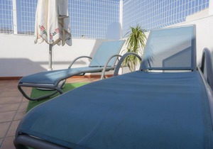 Holidays2Malaga Penthouse El Palo with terrace solarium & close beach