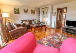 Holly Cottage