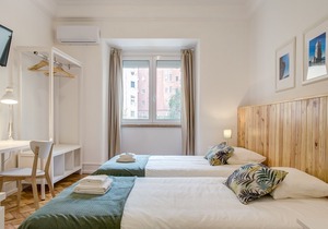Home Out 2E - 5 Bedroom apartment with parking