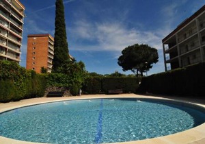 HomeHolidaysRentals Vall III