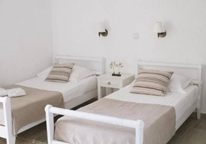 Homely Comfy Cozy Studio in Elounda Crete, The Blue Room, first floor