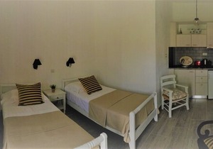 Homely Comfy Cozy Studios in Elounda Crete, Velvet Room, first floor