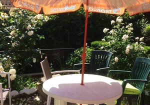 Homerez - Amazing appartement for 3 ppl. with garden at Néris-les-Bains