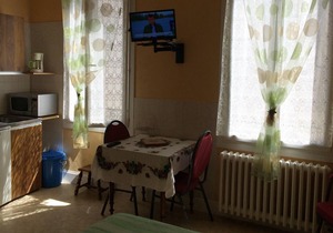 Homerez - Amazing studio for 2 ppl. with garden at Néris-les-Bains