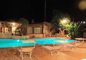 Homerez - Appartement 4 km away from the beach for 5 ppl. with shared pool
