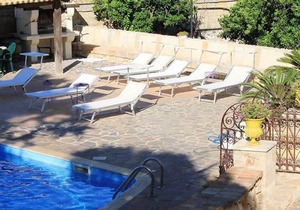 Homerez - Appartement 4 km away from the beach for 5 ppl. with shared pool