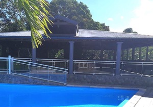 Homerez - Appartement 10 km away from the beach with shared pool and jacuzzi