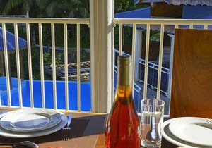 Homerez - Appartement 10 km away from the beach with shared pool and jacuzzi