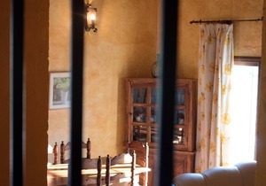 Homerez - Nice house for 6 ppl. with shared pool and terrace at Estepa