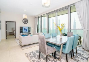 HomesGetaway - Sophisticated 3BR with Maids Room in Downtown