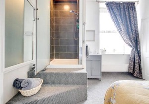 Hooton Apartment 1 bed