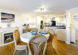 Horizons - Two Bedroom Apartment, Sleeps 2