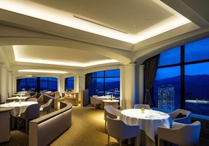 Hoshino Resorts Risonare Tomamu