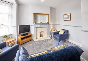 Host & Stay | Cobblestones