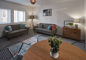 Host & Stay | Endeavour II