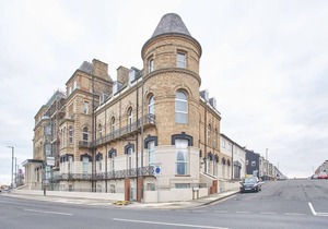Host & Stay | Regency Mansions Apartment