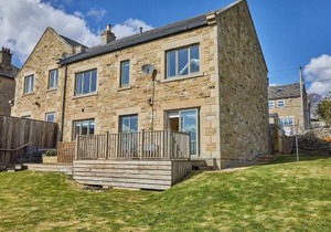 Host & Stay - Strathview