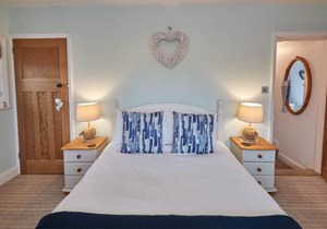 Host & Stay - Tenby Cottage