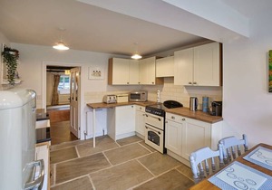 Host & Stay | Willow Cottage