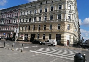 Hostel Tulip - Pokój 5 ze wspólną łazienką i kuchnią