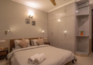 Hostie TJH - Cute Mini 2BHK apt, Saket, near Max Hospital