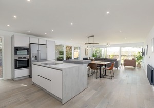 *HOT TUB* Entire 3 bed, East Lothian luxury apartment w/garden+hot