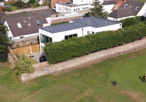-HOT TUB- Entire 10 bed East Lothian luxury retreat, garden + hot tub, sleeps 22