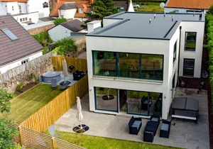 *HOT TUB* Entire 6 bed East Lothian luxury retreat w/garden + hot tub, sleeps 12