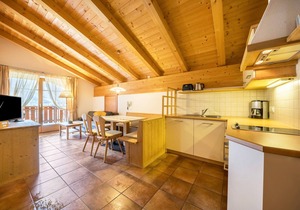Hotel Apartment 'Naturresidenz Theistadl Apt 302' with Lake View & Shared Pool