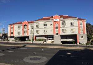 Hotel Aura SFO Airport