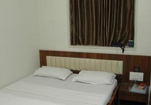 Hotel Causeway, Colaba