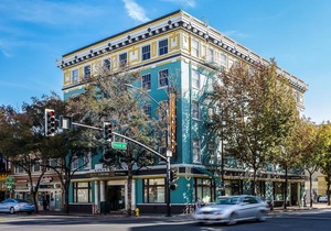 Hotel Clariana