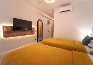 Hotel Club-E